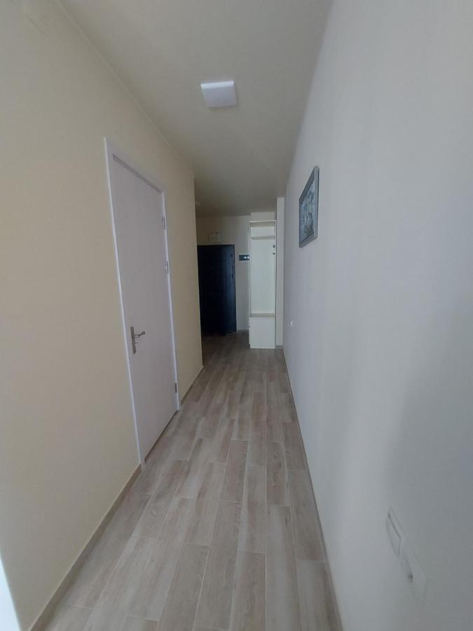 Andrew's Batumi Dual-Room Apartment Exterior photo